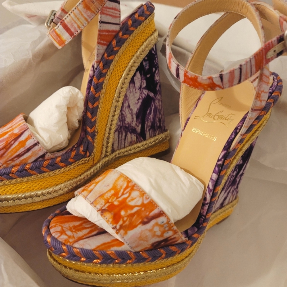 SALE NWT Christian Louboutin Tiedye Wedge heel sandals